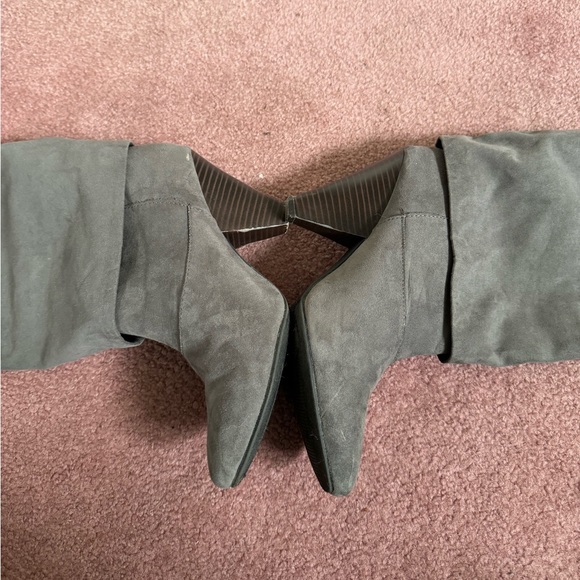 Charlotte Russe gray heeled booties - Picture 3 of 9
